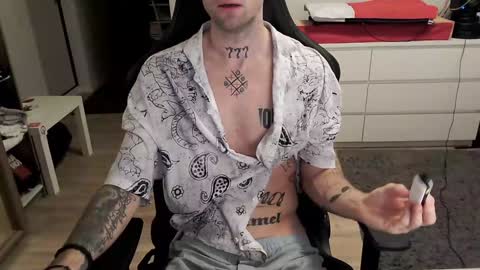 Snapshot of kyle_alternative chatting on 01/30/25, 12:27 Kyle online show from 01/30/25, 12:27
