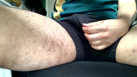 Snapshot of kylecolecam chatting on 11/03/25, 11:22 Always Moving online show from 11/03/25, 11:22