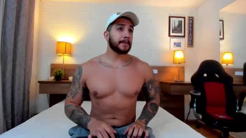 kylenorth_ online show from 10/09/25, 11:19