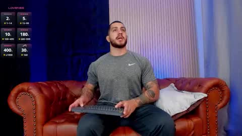 kylenorth_ online show from 11/24/25, 07:57