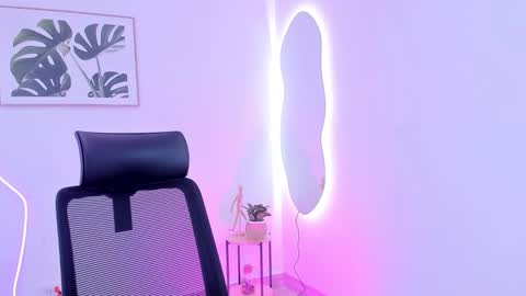 Snapshot of kylerose07 chatting on 09/20/25, 03:07 kyle online show from 09/20/25, 03:07