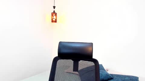 Snapshot of kylerose07 chatting on 09/21/25, 10:55 kyle online show from 09/21/25, 10:55