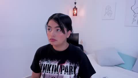 Snapshot of kylerose07 chatting on 10/08/25, 04:10 kyle online show from 10/08/25, 04:10