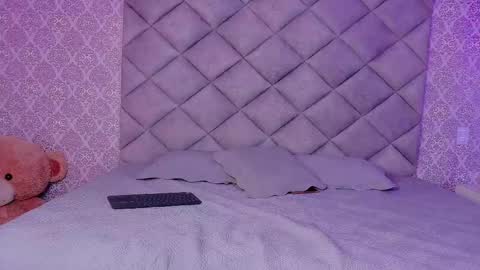 Snapshot of kylerose07 chatting on 10/29/25, 11:34 kyle online show from 10/29/25, 11:34