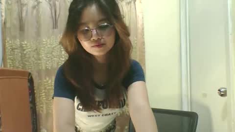 Snapshot of kylie1177 chatting on 10/18/25, 05:57 its me KYLIE online show from 10/18/25, 05:57