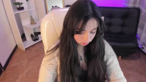 kylie online show from 03/07/25, 01:07