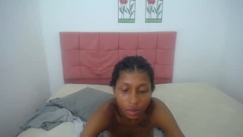 Snapshot of kylie_hot34 chatting on 01/07/25, 03:03 kylie_hot34 online show from 01/07/25, 03:03