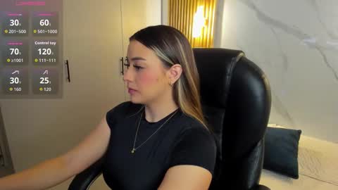  KYLIE  online show from 10/07/25, 02:53