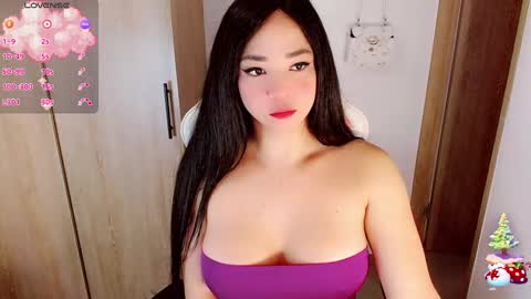 Snapshot of kylie_martinez chatting on 12/03/24, 02:03 kylie martinez online show from 12/03/24, 02:03