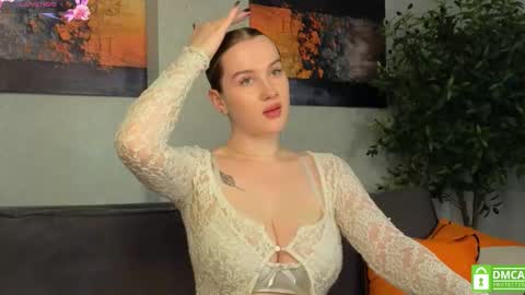 Snapshot of kylie_moss chatting on 09/23/25, 11:46 Anna online show from 09/23/25, 11:46
