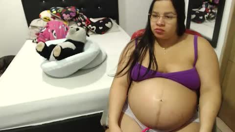 Instagram Kylie switch  followme  buy lovense here online show from 11/15/25, 12:08