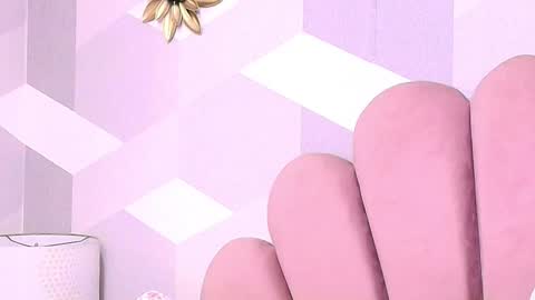 Snapshot of kyliemonnet chatting on 10/28/25, 11:36 Kylie jl online show from 10/28/25, 11:36