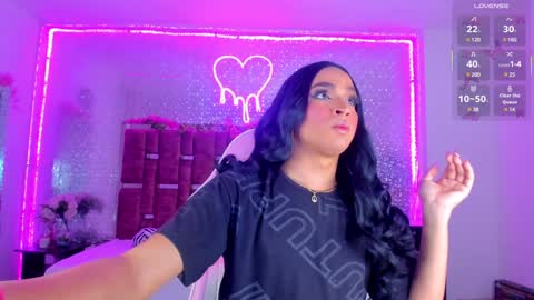 Kylie online show from 02/05/25, 03:13