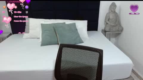 Snapshot of kyliiebaker chatting on 10/12/25, 11:31 Kylie online show from 10/12/25, 11:31