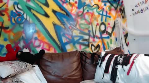 Snapshot of kyliiebaker chatting on 11/02/25, 10:50 Kylie online show from 11/02/25, 10:50