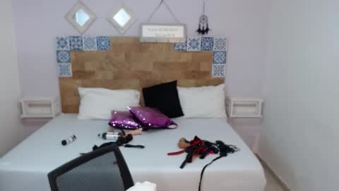 Snapshot of kyliiebaker chatting on 11/09/25, 10:46 Kylie online show from 11/09/25, 10:46