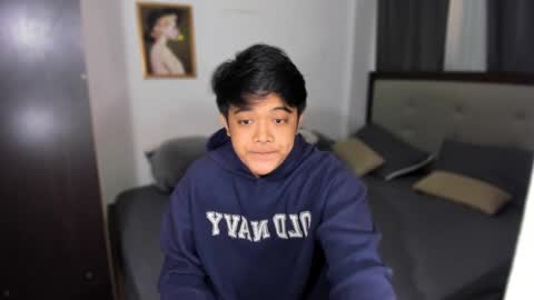 Snapshot of kyll_collins chatting on 12/11/24, 06:58 kyll_collins online show from 12/11/24, 06:58