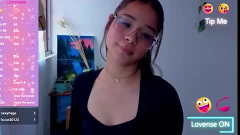 Snapshot of kyomi_beth chatting on 09/19/25, 07:03 kyomi online show from 09/19/25, 07:03