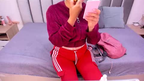 Emily  Laila  online show from 10/27/25, 12:09