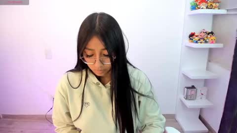 IG  online show from 10/20/25, 05:52