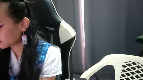 Lolyta  online show from 11/27/25, 05:04