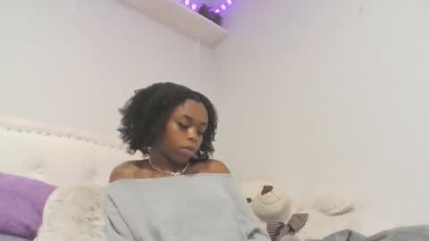 Snapshot of l11byy chatting on 10/20/25, 06:08 Preshh online show from 10/20/25, 06:08