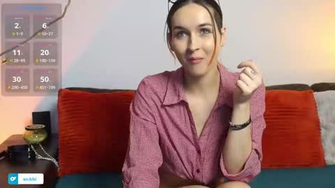Snapshot of l1ttle_kiki chatting on 01/19/25, 03:10 Viktoria White online show from 01/19/25, 03:10