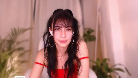 Snapshot of l_e_a chatting on 01/22/25, 05:59 l_e_a online show from 01/22/25, 05:59