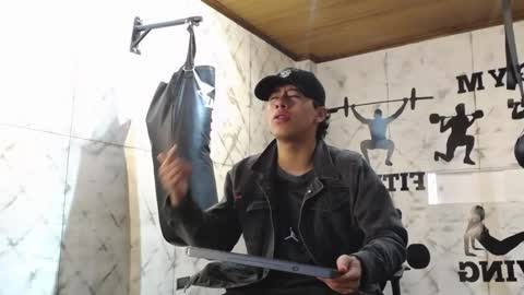 labrinthteasing online show from 09/11/25, 12:27