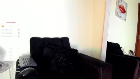 Snapshot of lace_victoria chatting on 11/13/25, 03:05 lace_victoria online show from 11/13/25, 03:05