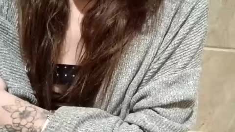 laceywhite01 online show from 11/11/25, 08:47