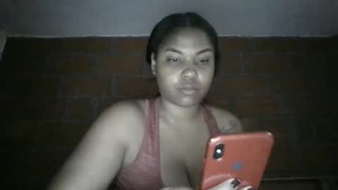 Snapshot of ladahear_ chatting on 01/11/25, 02:36 Akyra online show from 01/11/25, 02:36