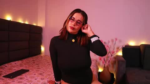 Kathie  Dicky    online show from 10/20/25, 02:28