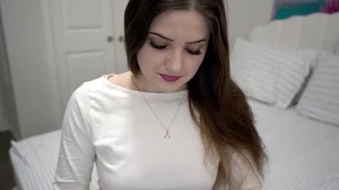 Snapshot of lady_bpd chatting on 02/02/25, 11:11 Anna online show from 02/02/25, 11:11