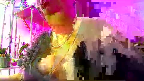 Snapshot of lady_gloria chatting on 01/19/25, 06:09 Lady Gloria online show from 01/19/25, 06:09