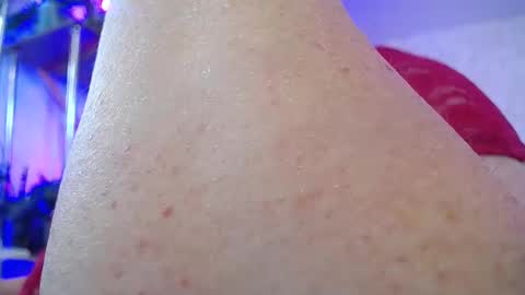 Snapshot of lady_gloria chatting on 09/25/25, 11:14 Lady Gloria online show from 09/25/25, 11:14