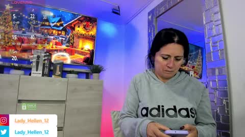 Snapshot of lady_hellen chatting on 12/06/24, 08:51 online show from 12/06/24, 08:51