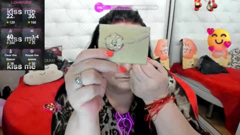 Snapshot of lady_lauren chatting on 03/11/25, 06:00 lady lauren online show from 03/11/25, 06:00