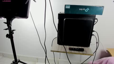 Snapshot of lady_miss___ chatting on 10/22/25, 03:01 lady_miss___ online show from 10/22/25, 03:01