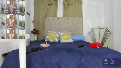 Snapshot of lady_miss___ chatting on 11/07/25, 12:49 lady_miss___ online show from 11/07/25, 12:49