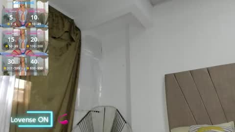 Snapshot of lady_miss___ chatting on 11/20/25, 01:00 lady_miss___ online show from 11/20/25, 01:00