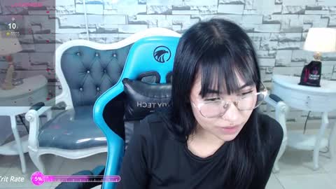 Snapshot of lady_violet_bridgerton_a chatting on 12/24/24, 01:16 Lady Violet Bridgerton online show from 12/24/24, 01:16