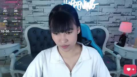 Snapshot of lady_violet_bridgerton_a chatting on 02/07/25, 10:09 Lady Violet Bridgerton online show from 02/07/25, 10:09