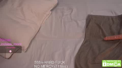 Snapshot of ladyangelic chatting on 10/23/25, 07:01 Emma and Karina online show from 10/23/25, 07:01