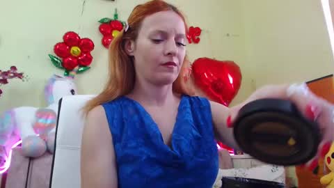 Snapshot of ladybigsmile chatting on 02/20/25, 10:16 Sima Ladybigsmile online show from 02/20/25, 10:16
