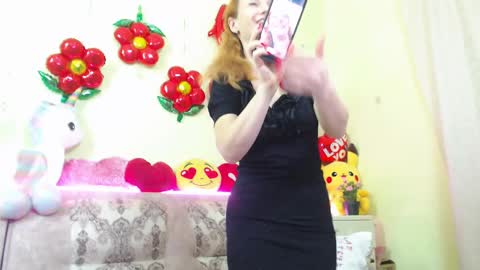 Snapshot of ladybigsmile chatting on 03/02/25, 09:32 Sima Ladybigsmile online show from 03/02/25, 09:32