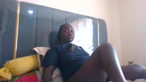 Snapshot of ladyblossoms19 chatting on 12/11/24, 10:14 lindah32 online show from 12/11/24, 10:14