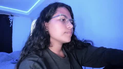 Snapshot of ladybrown_16 chatting on 01/11/25, 05:10 Lady online show from 01/11/25, 05:10
