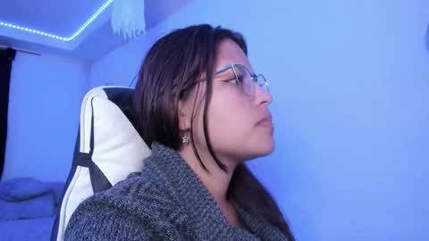  Lady  online show from 10/21/25, 01:50