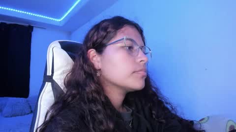  Lady  online show from 11/16/25, 02:50